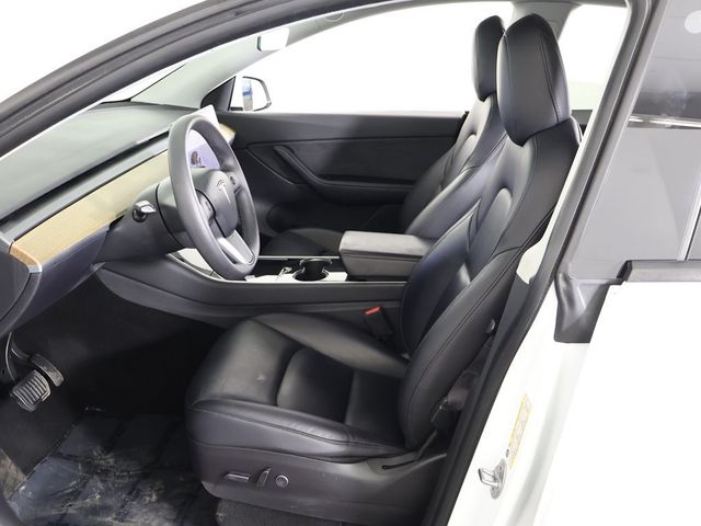 2021 Tesla Model Y Long Range AWD - 22994571 - 32