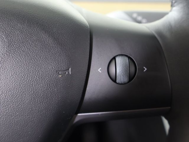 2021 Tesla Model Y Long Range AWD - 22994571 - 43