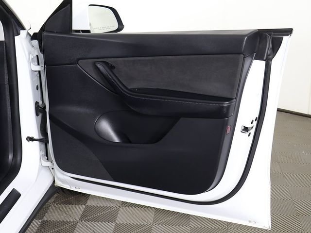 2021 Tesla Model Y Long Range AWD - 23058903 - 24