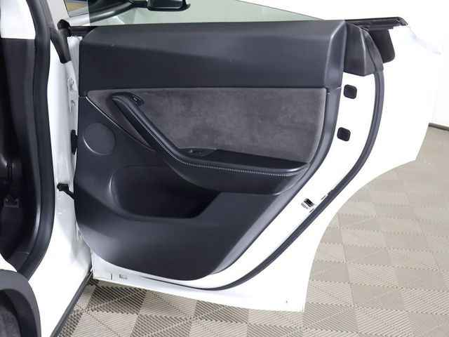 2021 Tesla Model Y Long Range AWD - 23058903 - 26