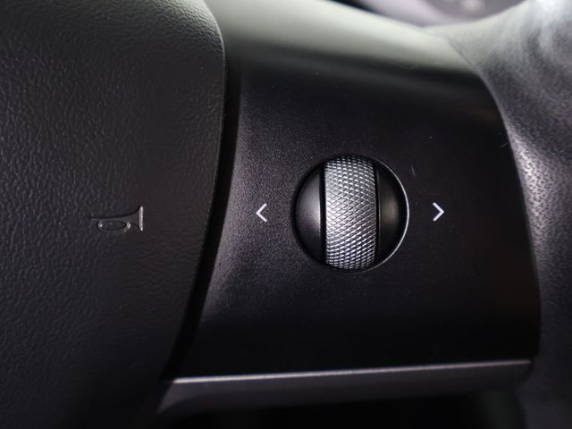 2021 Tesla Model Y Long Range AWD - 23058903 - 41