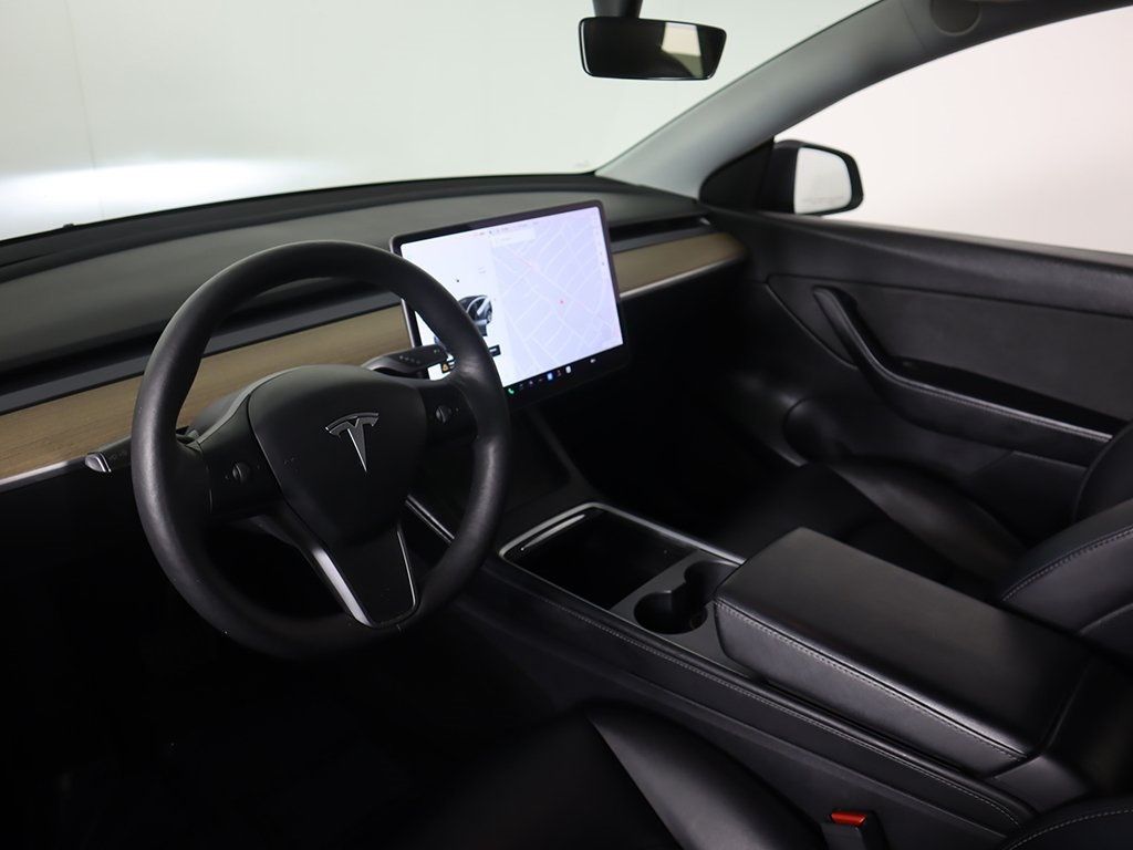 2021 Tesla Model Y Long Range AWD - 22757748 - 24