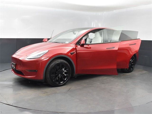 2021 Tesla Model Y Long Range AWD - 22986728 - 28