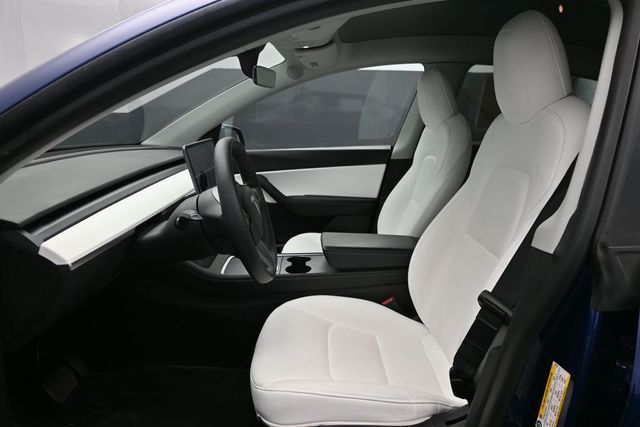 2021 Tesla Model Y Long Range AWD - 23017936 - 10