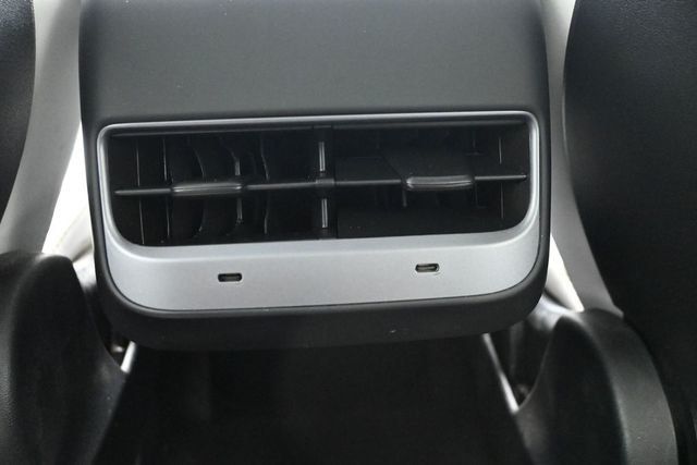2021 Tesla Model Y Long Range AWD - 23017936 - 13