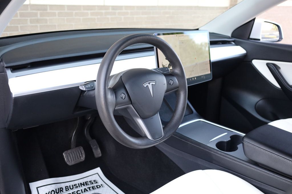 2021 Tesla Model Y Long Range photo 12