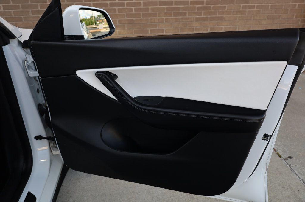 2021 Tesla Model Y Long Range photo 21