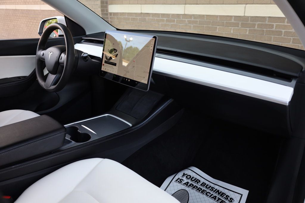 2021 Tesla Model Y Long Range photo 24
