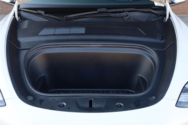 2021 Tesla Model Y Long Range AWD - 22886532 - 9