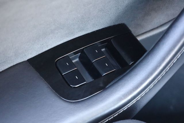 2021 Tesla Model Y Long Range AWD - 22886532 - 31