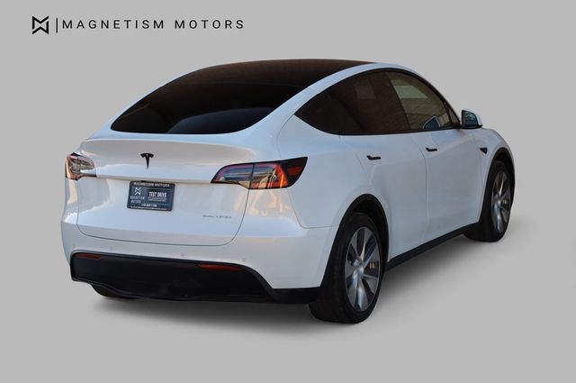 2021 Tesla Model Y Long Range AWD - 22886532 - 8