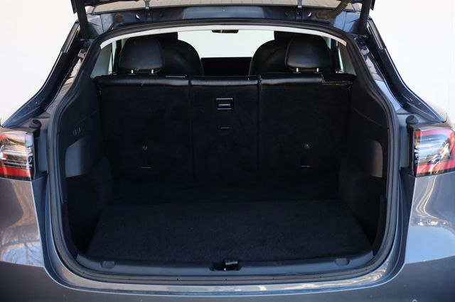 2021 Tesla Model Y Long Range AWD - 22969223 - 9