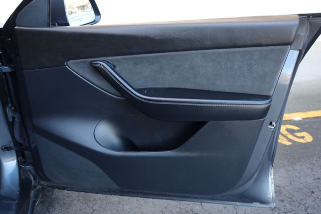 2021 Tesla Model Y Long Range AWD - 22969223 - 21