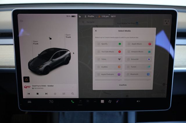 2021 Tesla Model Y Long Range AWD - 22969223 - 34
