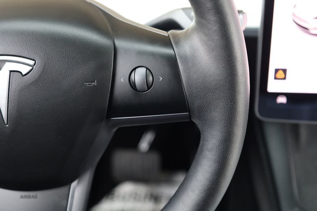 2021 Tesla Model Y Long Range AWD - 22969273 - 28