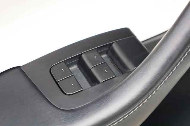 2021 Tesla Model Y Long Range AWD - 22969273 - 29