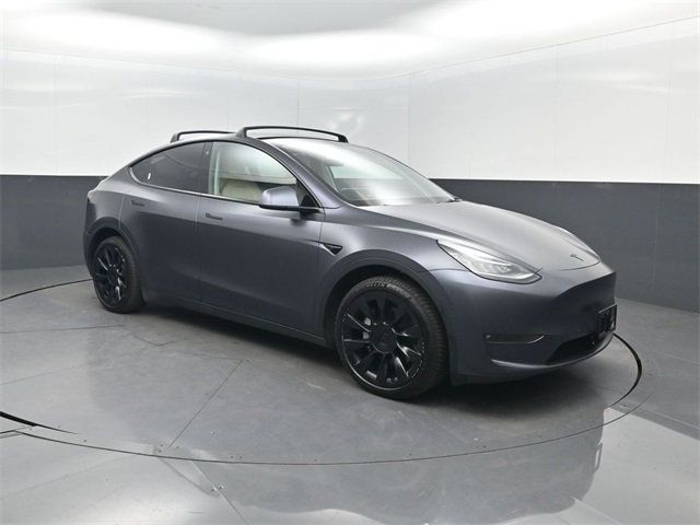 2021 Tesla Model Y Long Range AWD - 22957365 - 29