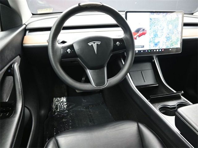 2021 Tesla Model Y Long Range AWD - 22976325 - 18