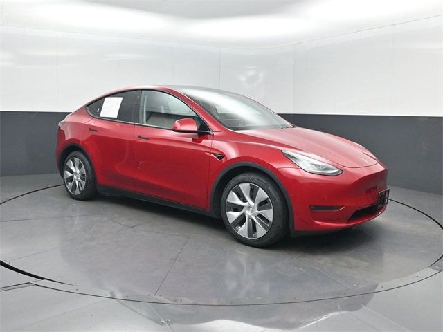 2021 Tesla Model Y Long Range AWD - 22976325 - 31