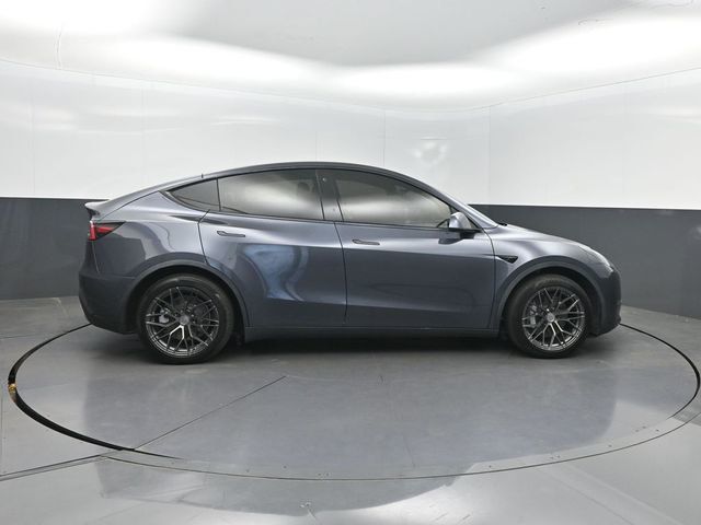 2021 Tesla Model Y Long Range AWD - 23023303 - 21