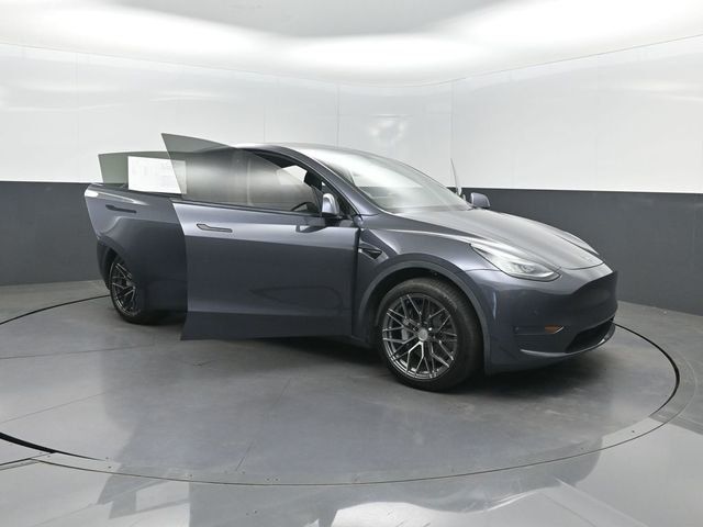 2021 Tesla Model Y Long Range AWD - 23023303 - 26