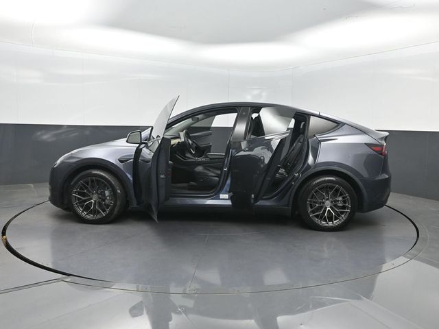 2021 Tesla Model Y Long Range AWD - 23023303 - 27
