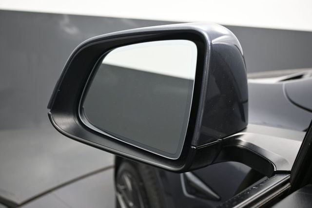 2021 Tesla Model Y Long Range AWD - 23023303 - 3