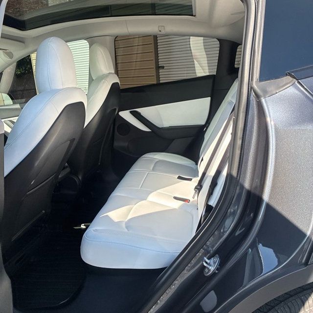 2021 Tesla Model Y Long Range AWD - 23095841 - 8