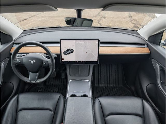 2021 Tesla Model Y Long Range AWD - 22997947 - 24