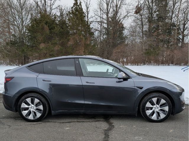 2021 Tesla Model Y Long Range AWD - 22997947 - 3