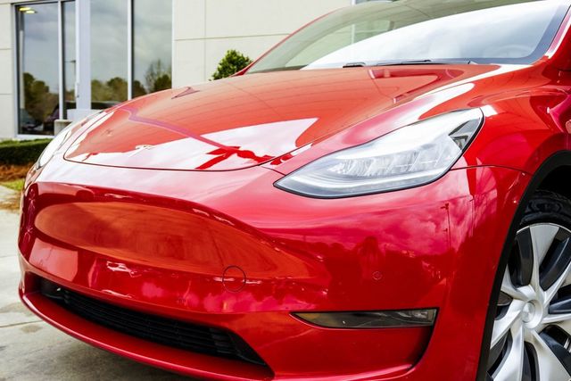 2021 Tesla Model Y Long Range AWD - 22985823 - 1