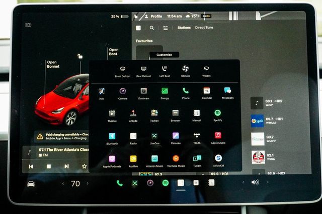 2021 Tesla Model Y Long Range AWD - 22985823 - 21