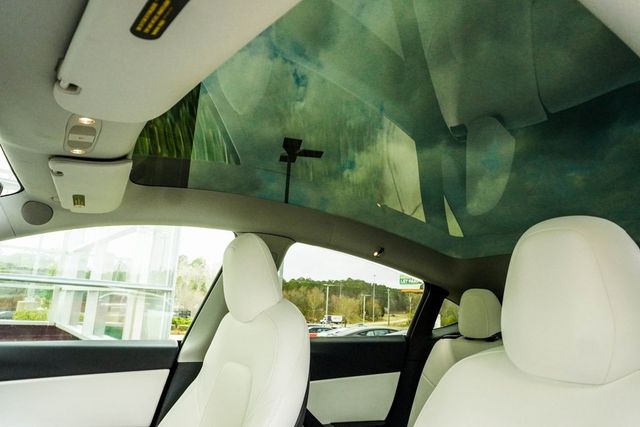 2021 Tesla Model Y Long Range AWD - 22985823 - 35