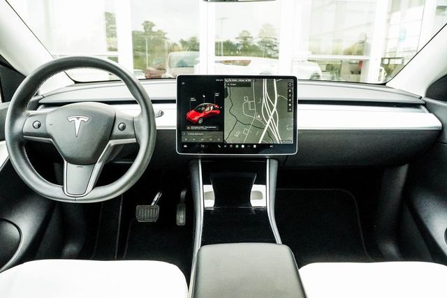 2021 Tesla Model Y Long Range AWD - 22985823 - 4