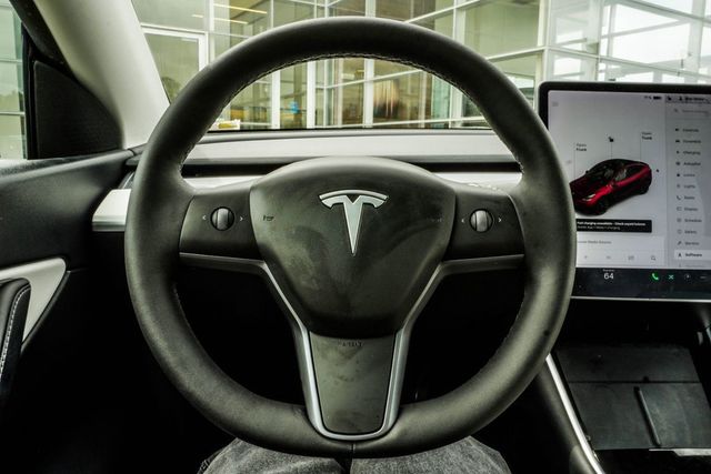 2021 Tesla Model Y Long Range AWD - 23015452 - 13