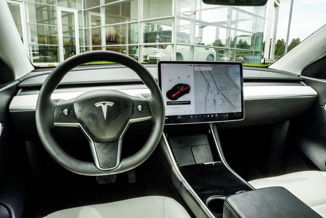 2021 Tesla Model Y Long Range AWD - 23015452 - 14