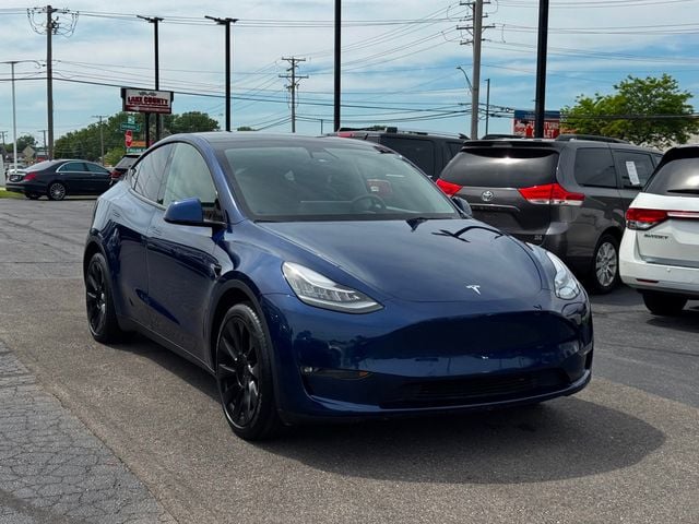 2021 Tesla Model Y Long Range AWD - 23032418 - 3