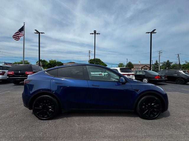 2021 Tesla Model Y Long Range AWD - 23032418 - 4
