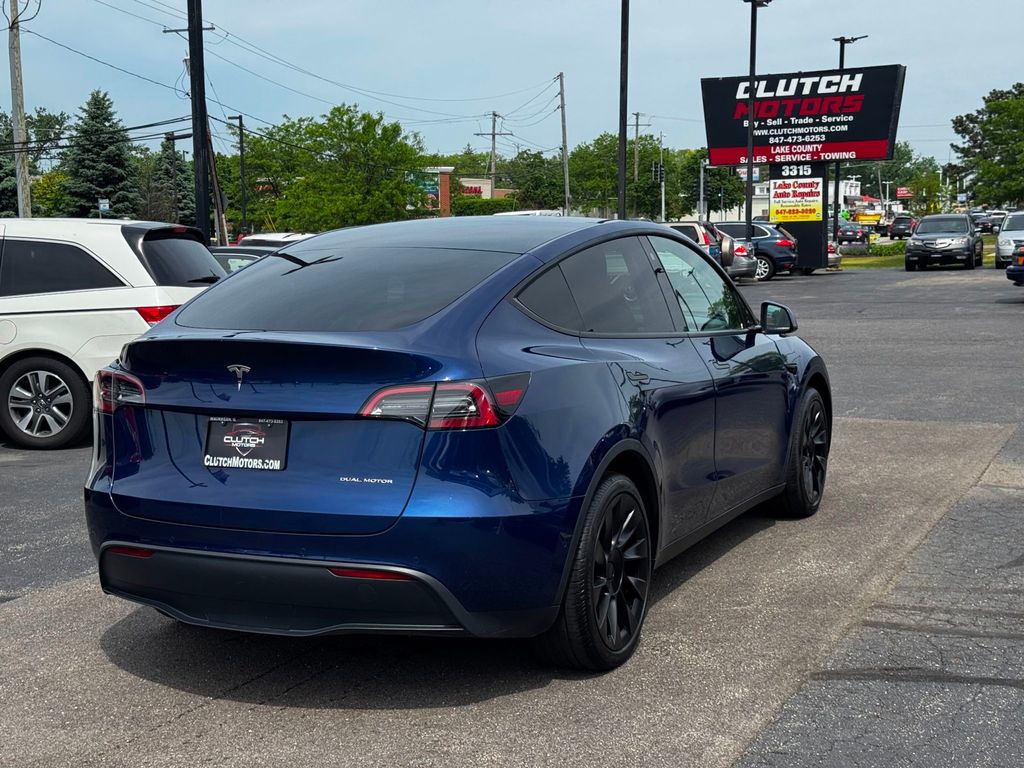 2021 Tesla Model Y Long Range AWD - 23032418 - 5