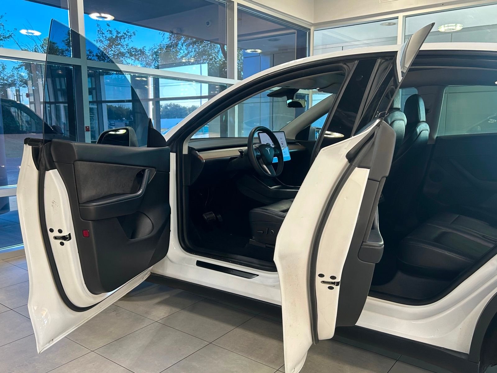 2021 Tesla Model Y Long Range photo 15