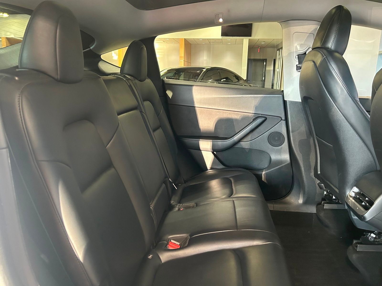 2021 Tesla Model Y Long Range photo 19