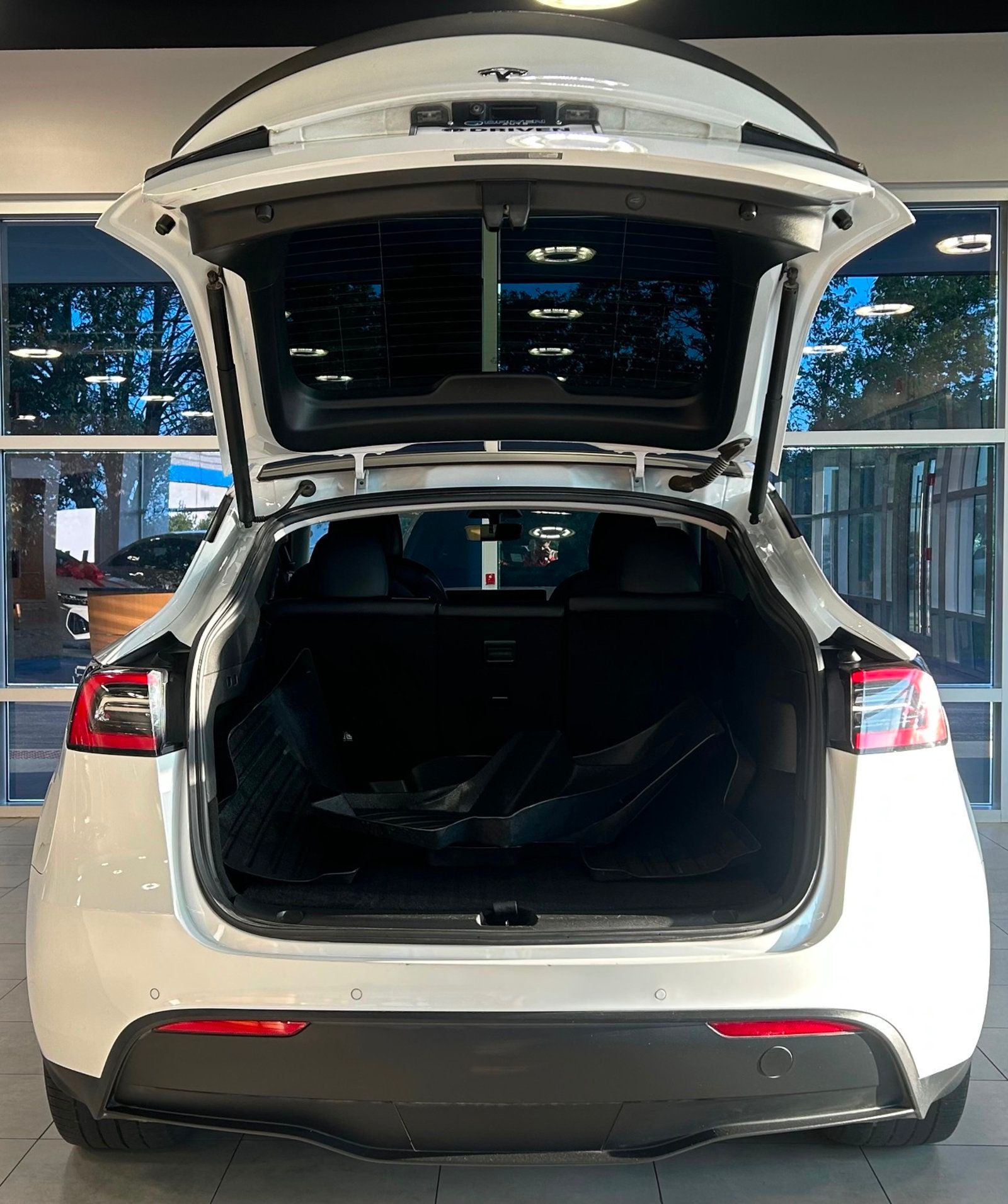 2021 Tesla Model Y Long Range photo 33
