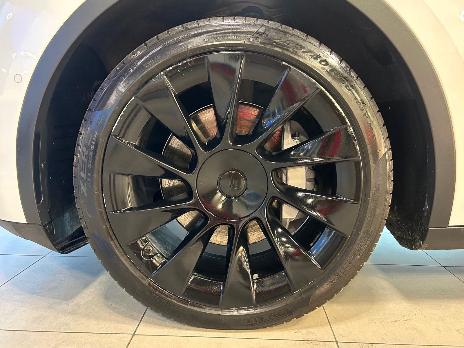 2021 Tesla Model Y Long Range photo 36