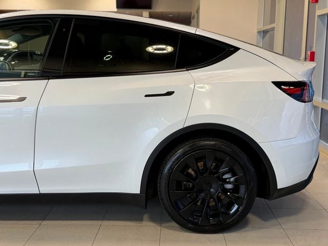 2021 Tesla Model Y Long Range AWD - 22995792 - 10