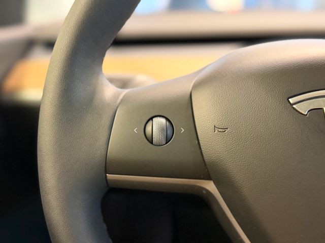 2021 Tesla Model Y Long Range AWD - 22995792 - 26