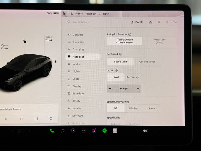 2021 Tesla Model Y Long Range AWD - 22999004 - 26