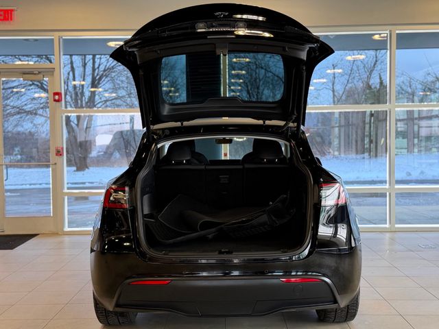 2021 Tesla Model Y Long Range AWD - 22999004 - 34