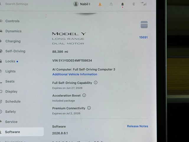 2021 Tesla Model Y Long Range AWD - 23035629 - 26
