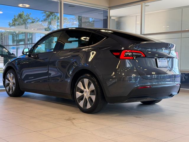 2021 Tesla Model Y's photo