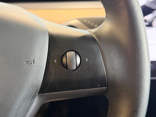 2021 Tesla Model Y Long Range AWD - 23059799 - 25